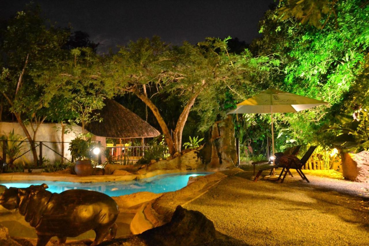Pumusa Bushcamp Hluhluwe Esterno foto