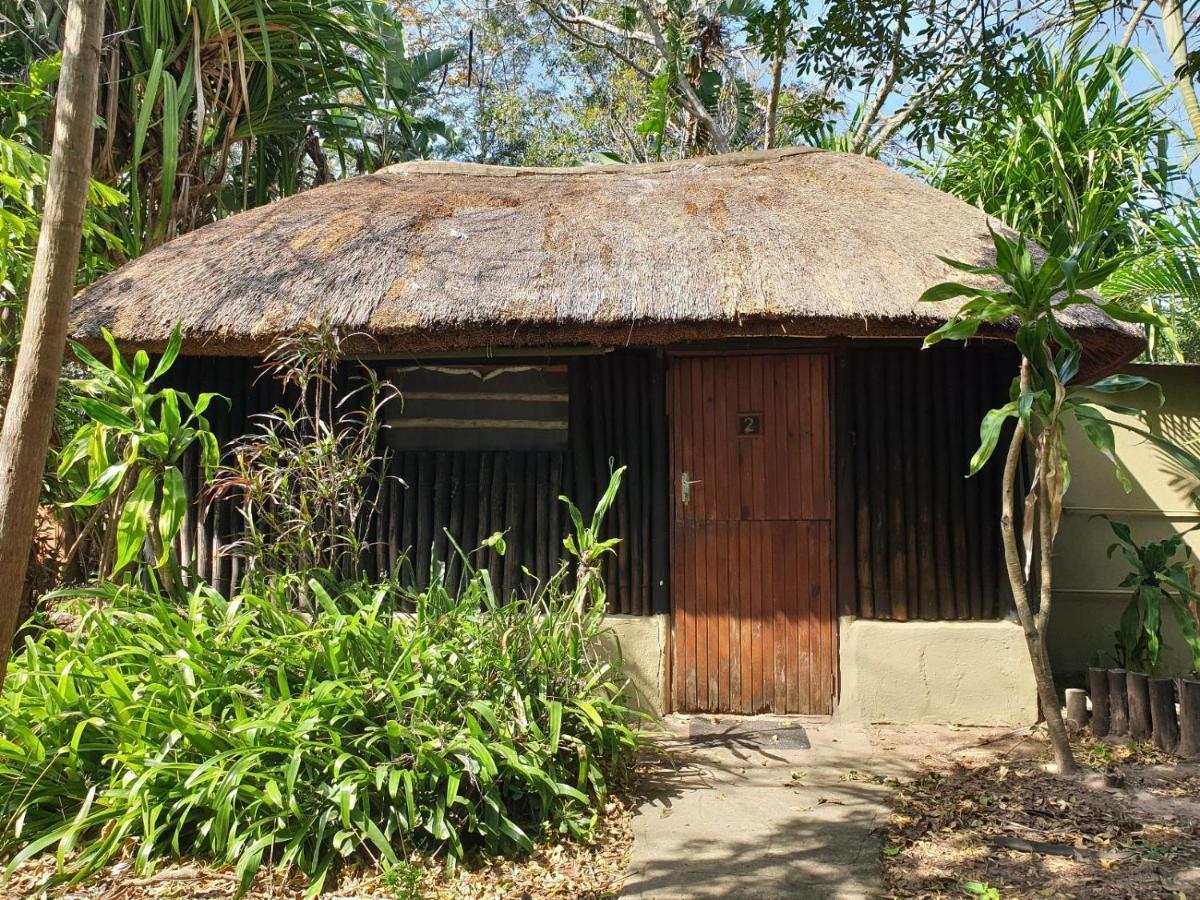 Pumusa Bushcamp Hluhluwe Esterno foto