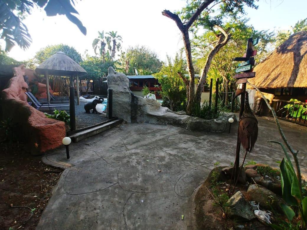 Pumusa Bushcamp Hluhluwe Esterno foto
