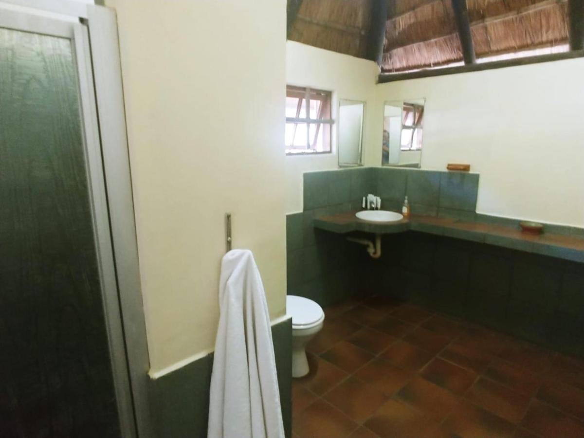 Pumusa Bushcamp Hluhluwe Esterno foto